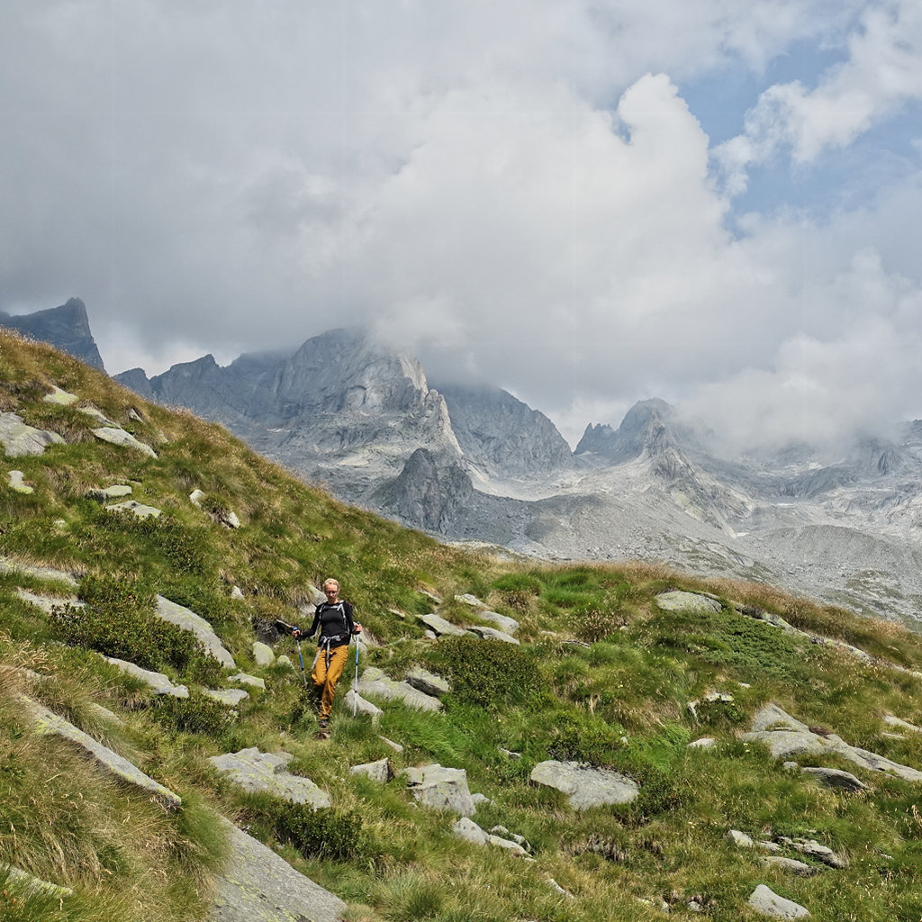 WANDERN IM VAL MASINO IN DER LOMBARDEI